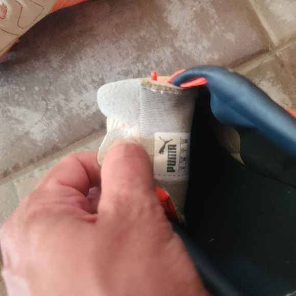 Puma evopower firm ground cleats. Size 7 - Picture 5 of 6